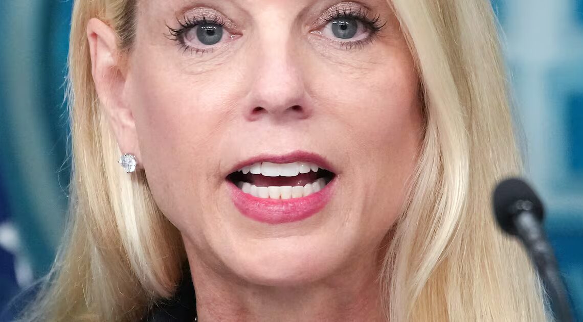 Epstein Files Reveal Bonkers Scramble Over Bondi’s ‘Missing Minute’ Blunder