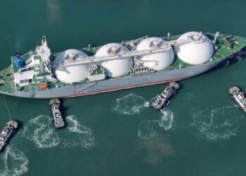 Fossil fuel giant wins $370 million tax break for burning gas as an ‘alternative fuel’