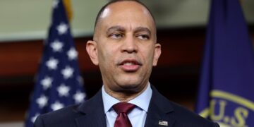 Trump Enemy Slams GOP for ‘Burying Heads’ Over ‘Deteriorating’ President, 79