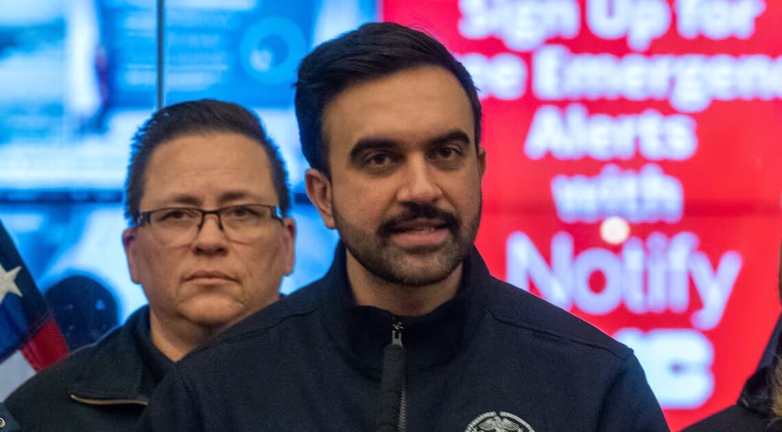 Monster Storm Shuts Down NYC and Buries Towns in Northeast