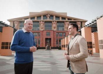 Watch Michael Eisner’s Full, Career-Spanning Interview With Graham Bensinger | Exclusive