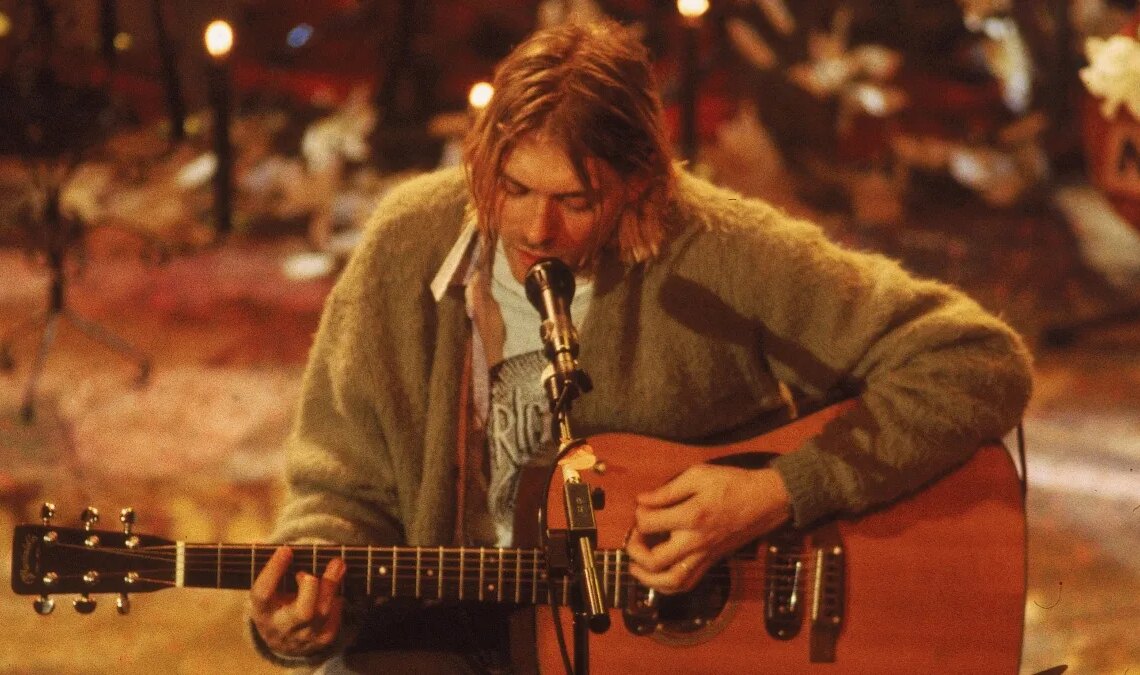 David Bowie Reflects on Emotional Nirvana Cover of His Song, ‘The Man Who Sold the World’