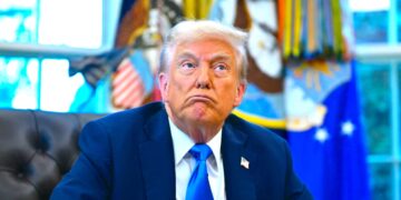 Petty Trump Plots to Knife His Own Base in Latest Revenge Scheme