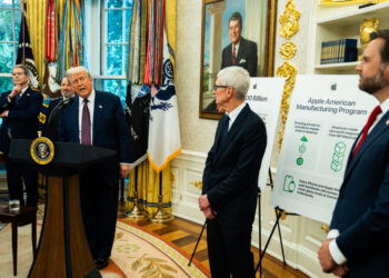 Trump’s campaign against ‘left-wing’ media finds a new target: Apple News