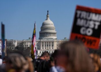 Democrats demand immediate vote to restrain Trump on Iran