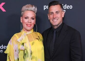 Pink Trashes Us Weekly, People for ‘Fake News’ Report on Carey Hart Separation: ‘You Can Do Better’