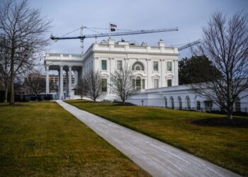 Legality of Trump’s $400M private funding for White House ballroom at issue