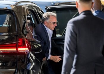 Iran, U.S. resume nuclear negotiations as Trump’s war clock ticks down