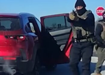 ICE Goons’ Gunpoint Snatch-and-Grab of U.S. Citizen Thwarted