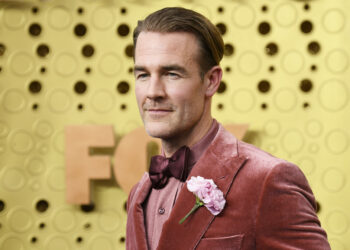 James Van Der Beek, who became a teen idol on ‘Dawson’s Creek,’ dies at 48
