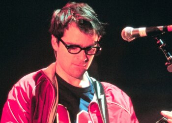 Close Enough, Welcome Back Kurt Cobain: Rivers Cuomo Humors Popular Conspiracy Theory