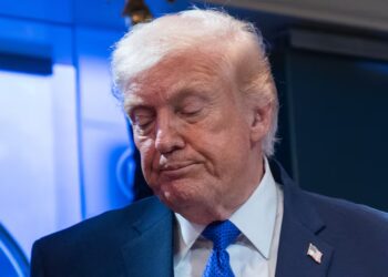 Murdoch Paper Flames Trump for ‘Worst Day of Presidency’