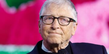 Bill Gates Makes Bombshell Admission on Affairs With Russian Women Amid Epstein Fallout