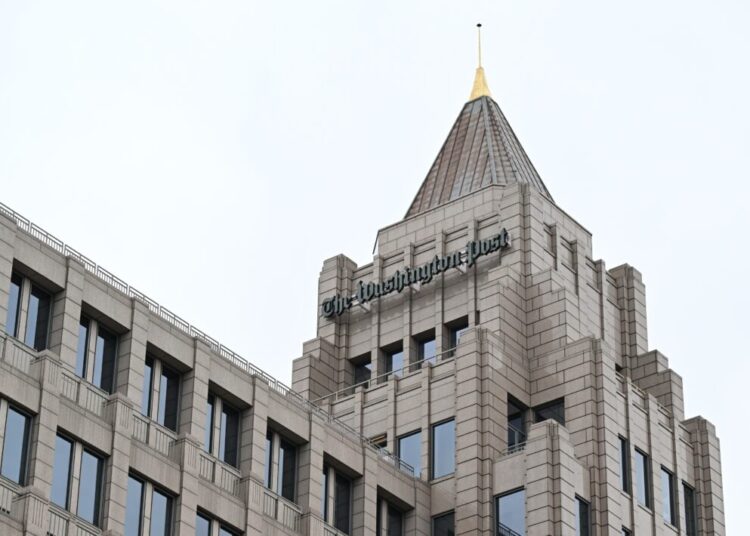 Judge says government may not search devices seized from Post reporter