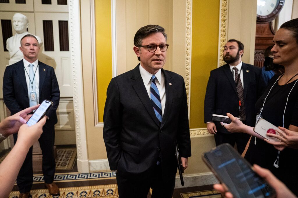 House to vote on reopening government, extending ICE funding