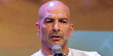 CBS News Star Hire Peter Attia Bleeds Followers After Leaked Epstein Emails