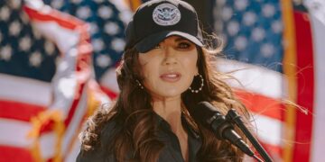 ICE Barbie’s ‘Embarrassing’ Item Triggered Alleged Lover’s Freak Out on Plane