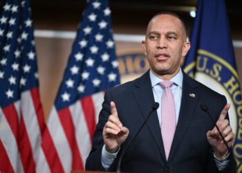 In bid to win majority, House Democrats target districts Trump easily won