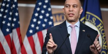 In bid to win majority, House Democrats target districts Trump easily won