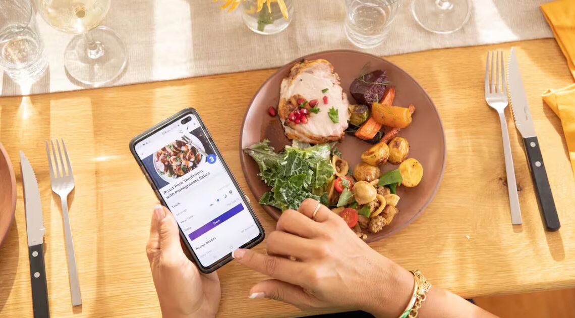 Scouted: This Is What Makes Weight Watchers Different From Other Weight-Loss Programs