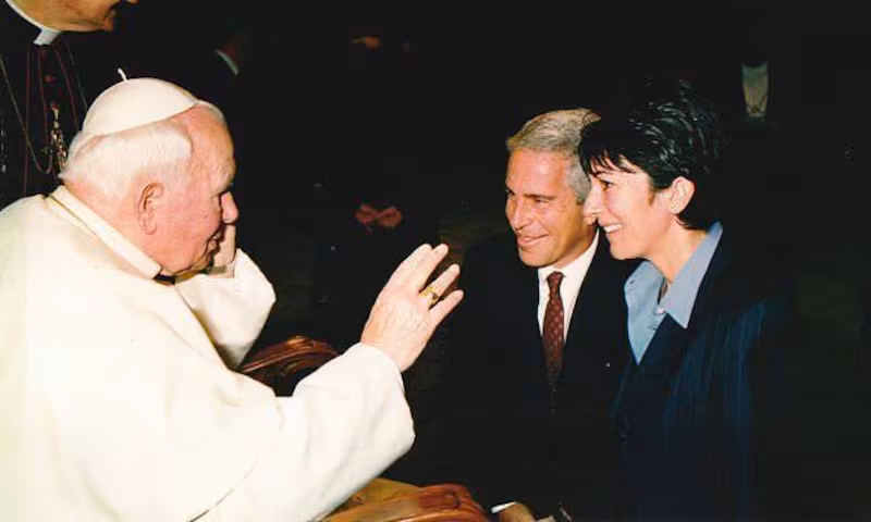 Jeffrey Epstein and Ghislaine Maxwell meet Pope John Paul II.