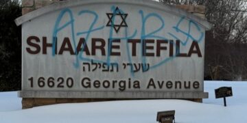‘We will not cower,’ rabbi says after antisemitic vandalism of Md. synagogue