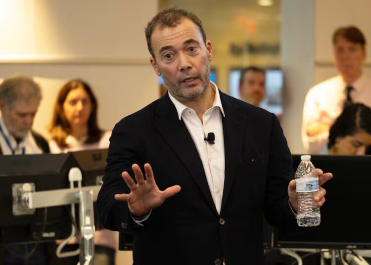 Washington Post CEO Snubs His Journalists on the Way Out the Door