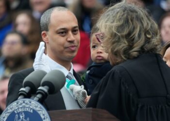 New Virginia AG seeks to join legal effort to support redistricting