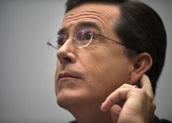 Stephen Colbert says CBS blocked interview with Texas Democrat over FCC concerns