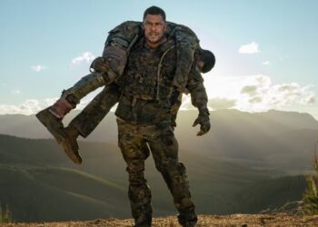 Alan Ritchson Battles a Giant Robot in Netflix’s ‘War Machine’ Trailer