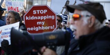 Several states move to ban local cooperation in immigration arrests