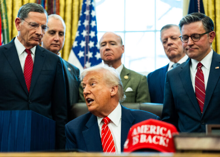 Trump leaves Republicans guessing on midterms plans as outlook darkens