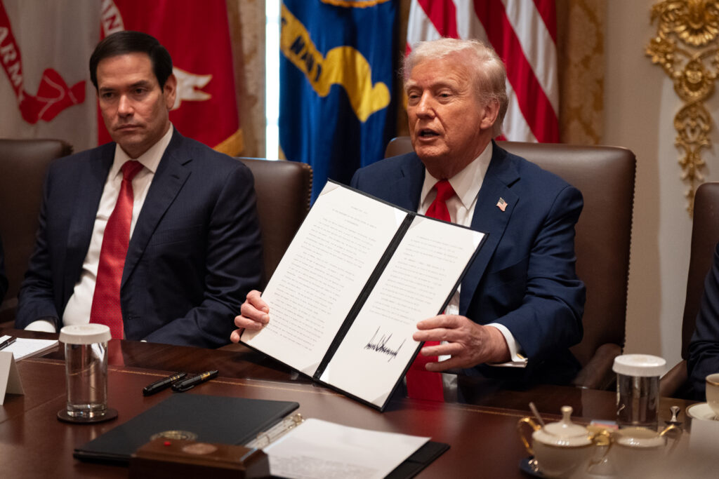 Trump plans to install Christopher Columbus statue outside White House