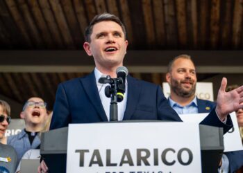 Dem Rakes in Millions After ‘Attempted Censorship’ of Colbert Interview