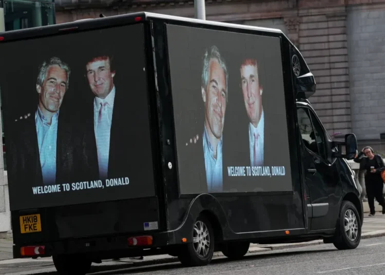 Veteran makes explosive claim about Trump ‘blackmail’ plot using secret Epstein recordings