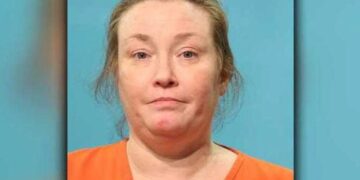 Trump supporter with history of violent threats fails to report to prison, instead flees