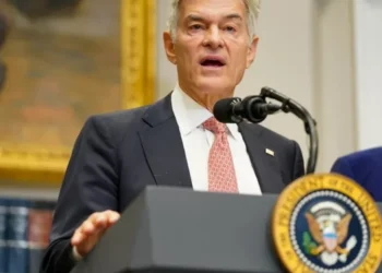 New details revealed about high-ranking Trump official’s ties to Epstein