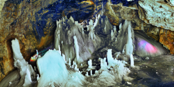 Could This 5,000-Year-Old Bacteria Trapped in Ice Be the End of Us?