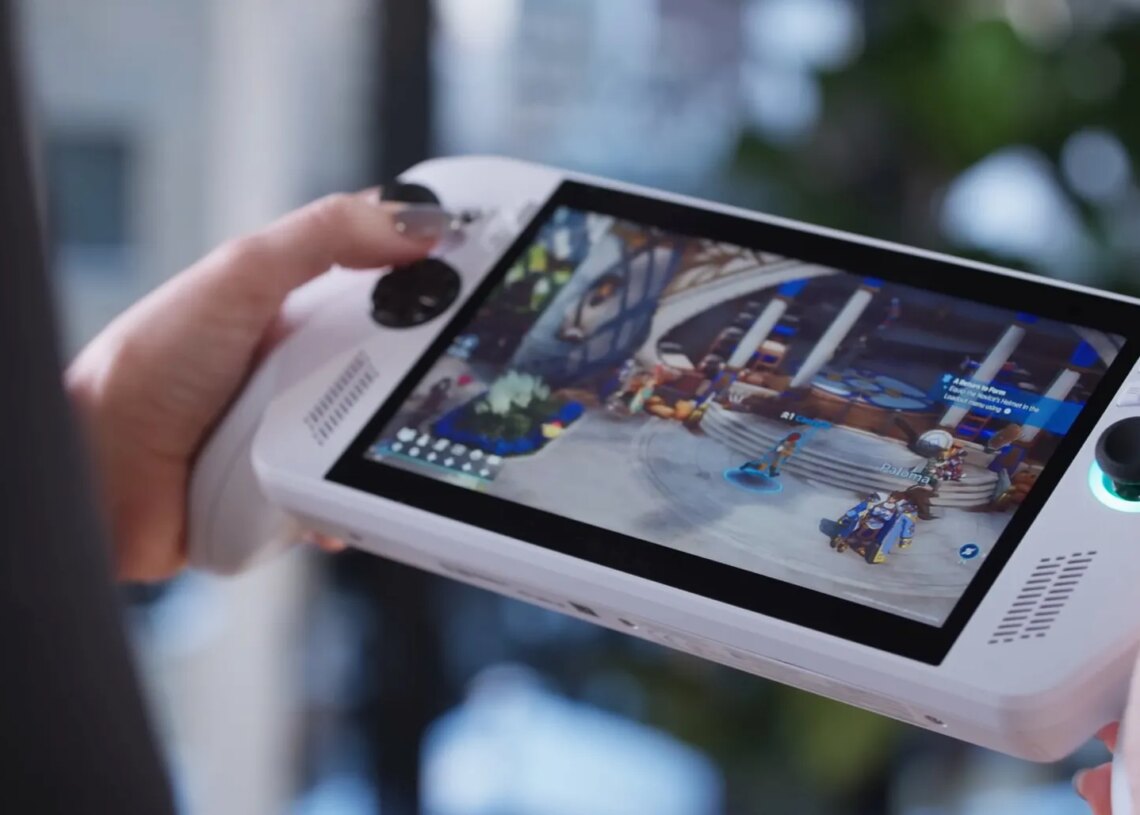 Which Gaming Handheld Should You Buy in 2026? (Price, Power, and Battery Comparisons)