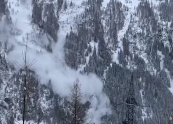 3 People Are Killed in Series of Avalanches in Austrian Alps