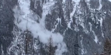 3 People Are Killed in Series of Avalanches in Austrian Alps