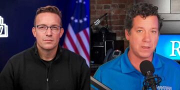 MAGA pollster sounds alarm on Trump: ‘The ICE stuff — no bueno — it is not good’