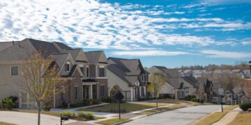 Homebuyers are backing out of deals in these five markets