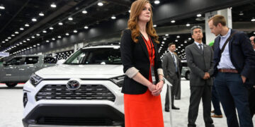 Michigan’s 3-car pileup of a primary has Senate Democrats worried