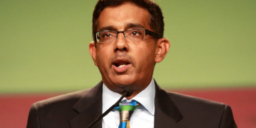 MAGA filmmaker buried in mockery after falling for ‘AI manosphere goonslop’