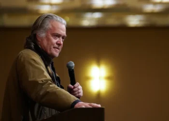 ‘Evil’: MAGA loyalists meltdown over Steve Bannon’s relationship with Epstein