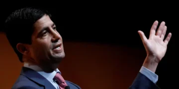 New Epstein docs reveal ‘nauseating’ details about Trump’s next Fed pick: GOP analyst