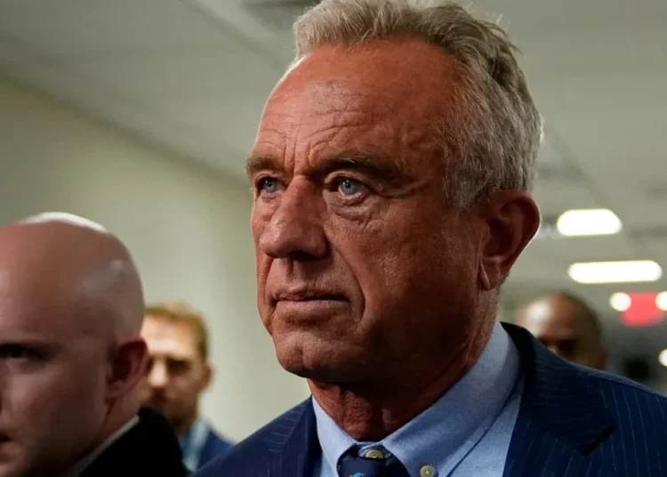 Ex-White House cardiologist hits RFK Jr. head-on over latest food scare