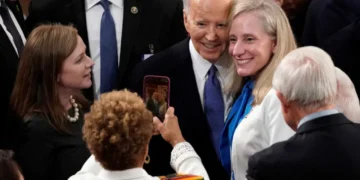 Blue state propose eliminating nearly all GOP House seats in new map