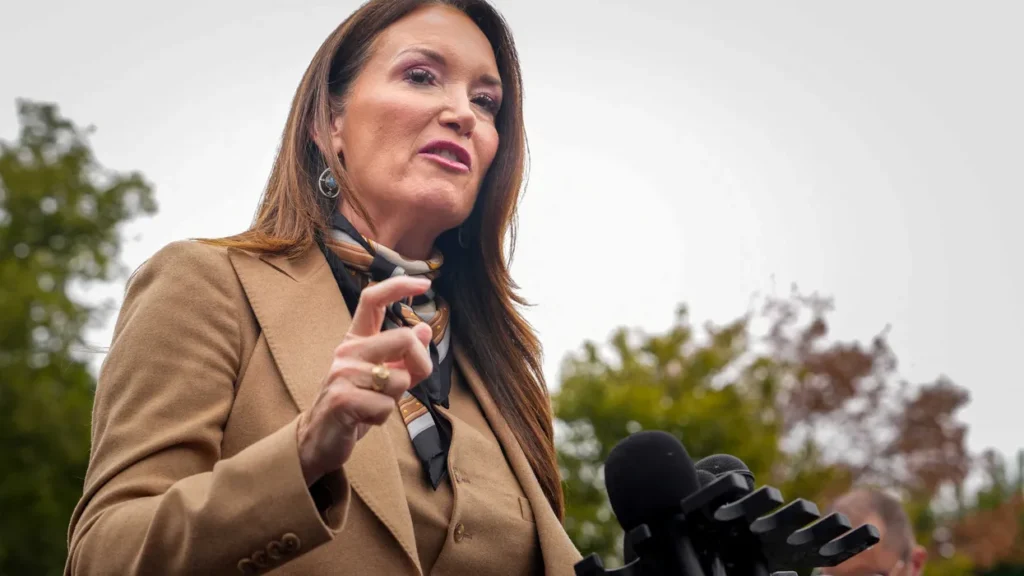 Trump admin dumps massive DC building